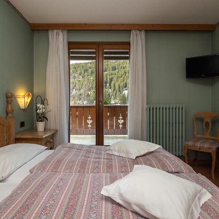 Hotel Garni Norma Madonna di Campiglio Ngoại thất bức ảnh