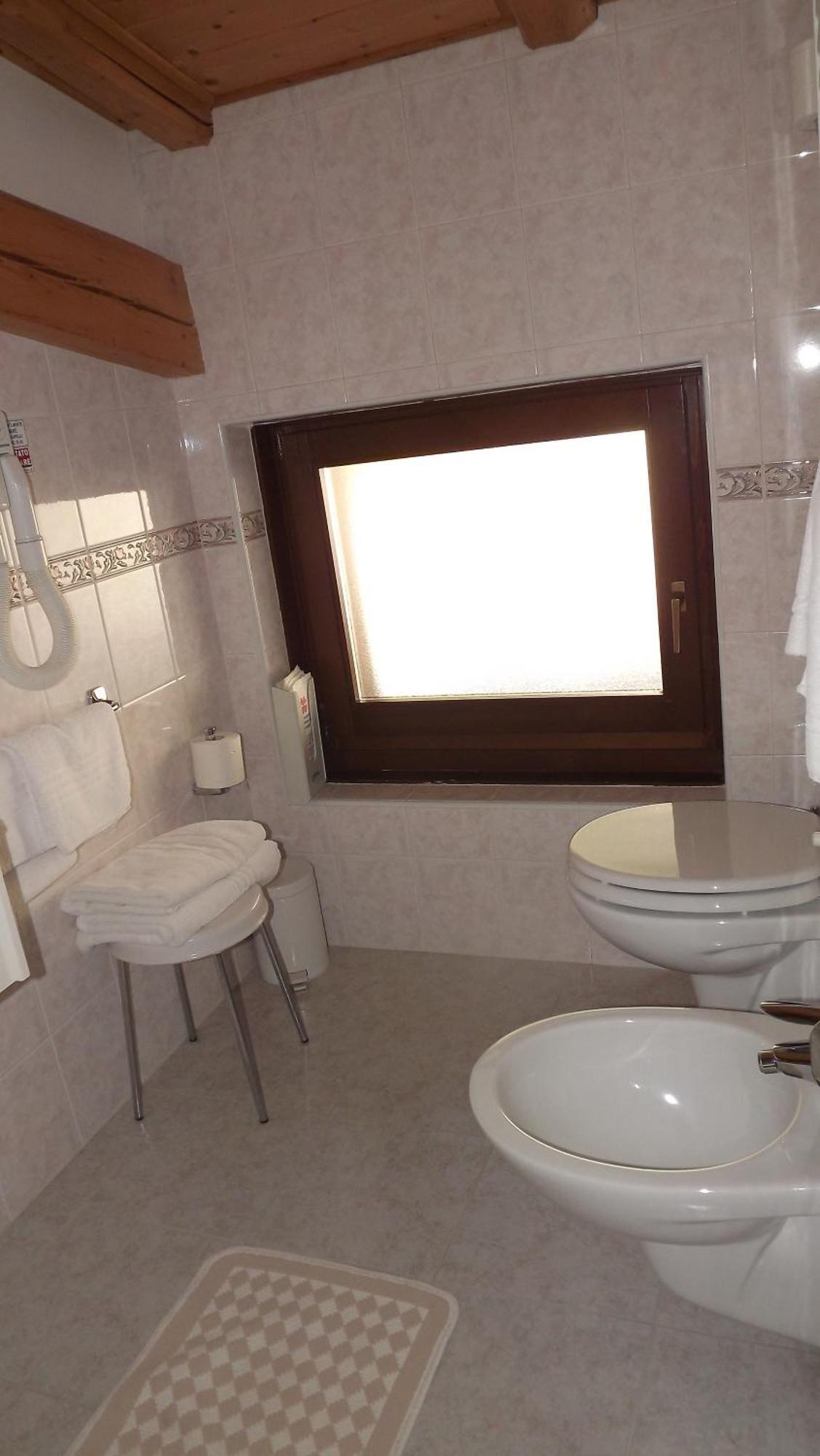 Hotel Garni Norma Madonna di Campiglio Ngoại thất bức ảnh