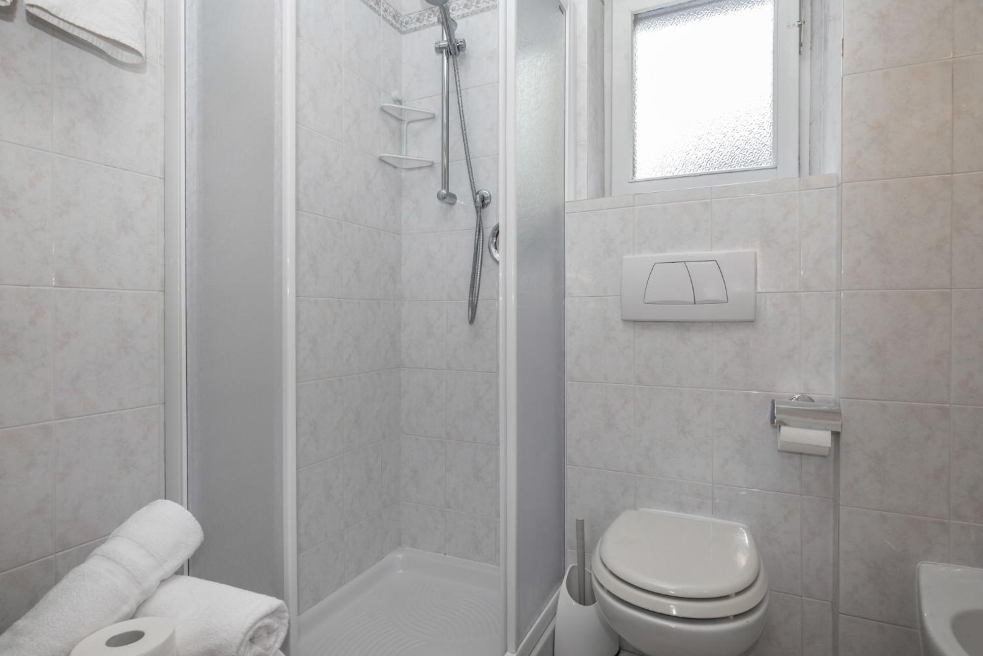 Hotel Garni Norma Madonna di Campiglio Ngoại thất bức ảnh